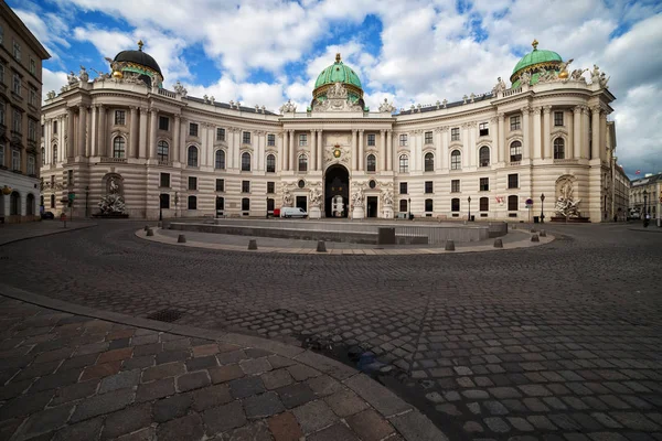 Austria Viena Palacio Hofburg Michaelertrakt Ala San Miguel Michaelerplatz Plaza —  Fotos de Stock