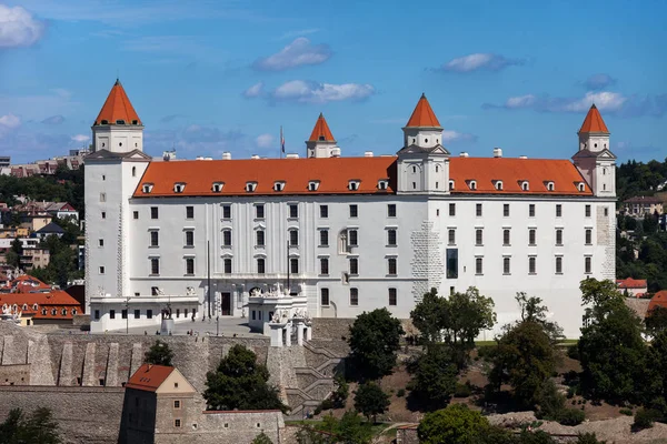 Eslováquia Castelo Bratislava Bratislavsky Hrad Marco Histórico Cidade — Fotografia de Stock