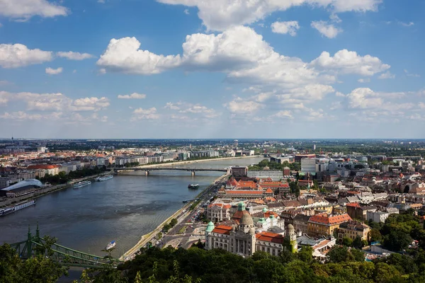 Węgry Budapeszt Widok Miasto Wzgórza Gellerta Gród — Zdjęcie stockowe