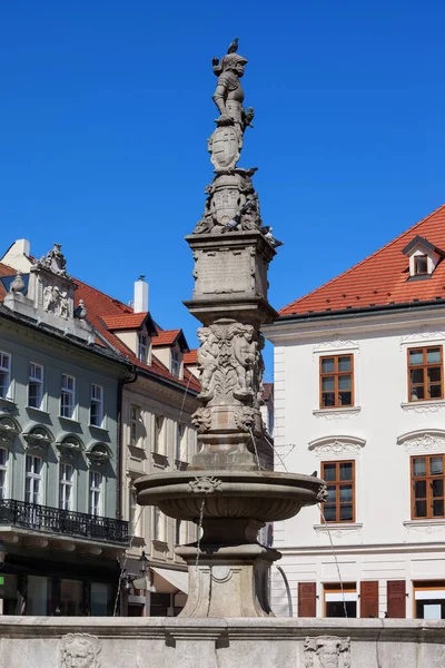 Fonte Roland Fonte Maximiliano Encimada Por Uma Estátua Cavaleiro Cidade — Fotografia de Stock