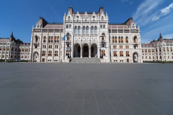 Hungría Budapest Parlamento Húngaro Edificio Desde Plaza Kossuth Lajos Monumento — Foto de Stock