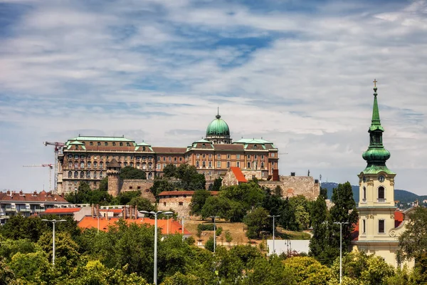 Castelo Buda Torre Sineira Igreja Paroquial Taban Budapeste Hungria — Fotografia de Stock