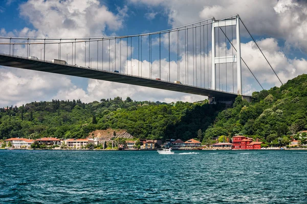 Turchia Istanbul Fatih Sultan Mehmet Bridge Sullo Stretto Del Bosforo — Foto Stock