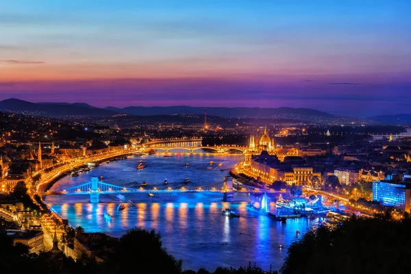 Mavi Saat Sakin Alacakaranlık Akşam Sermaye Macaristan Budapeşte Tuna Nehri — Stok fotoğraf