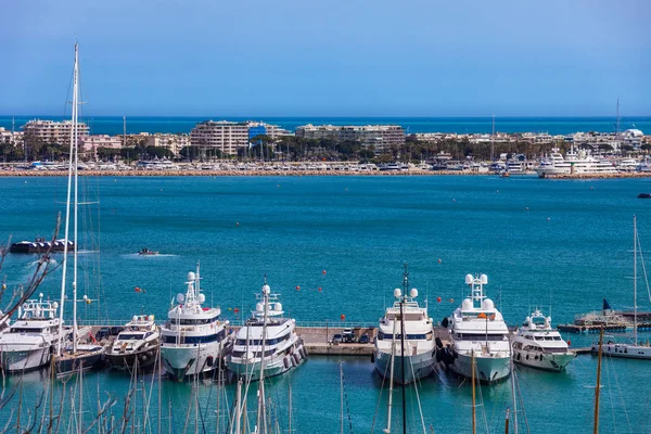 Frankreich Konserven Côte Azur Stadtsilhouette Und Yachten Pier Der Mittelmeerbucht — Stockfoto
