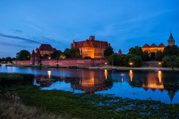 Δείτε Πέρα Από Ποτάμι Nogat Στο Malbork Κάστρο Των Τευτόνων — Φωτογραφία Αρχείου