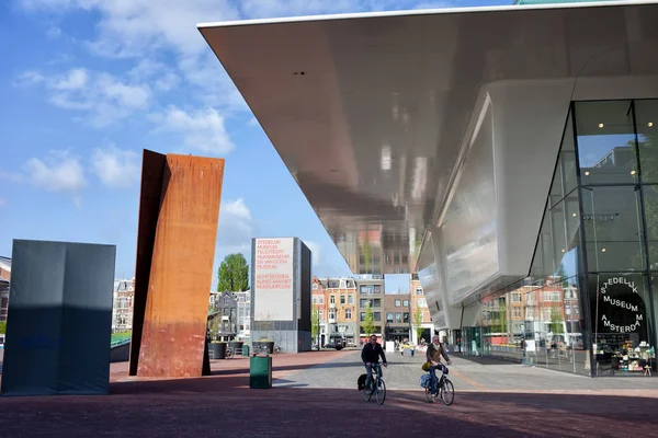 阿姆斯特丹 2013年5月9日 Stedelijk 博物馆当代建筑 城市地标和旅游景点 — 图库照片