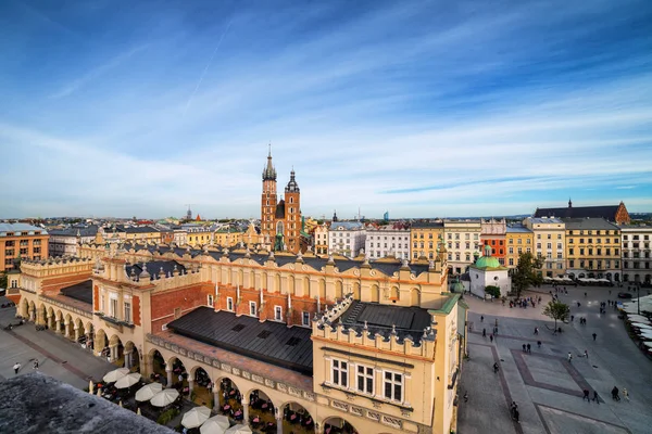 Ciudad Cracovia Skyline Polonia Plaza Armas Casco Antiguo Con Cloth —  Fotos de Stock