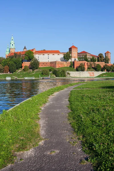Castelo Wawel Cidade Cracóvia Polônia Beco Longo Rio Vístula — Fotografia de Stock