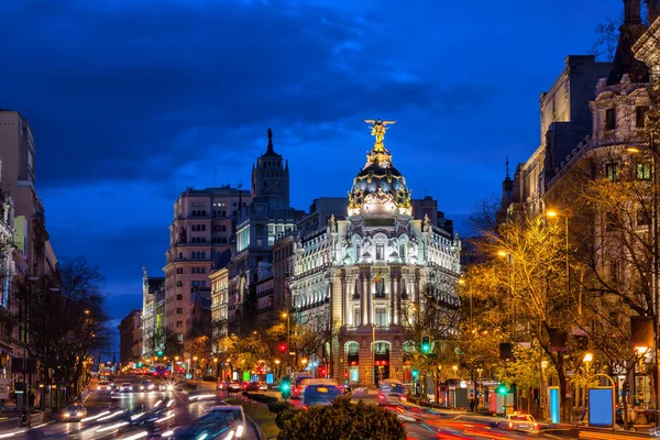 Ville de Madrid la nuit en Espagne — Photo