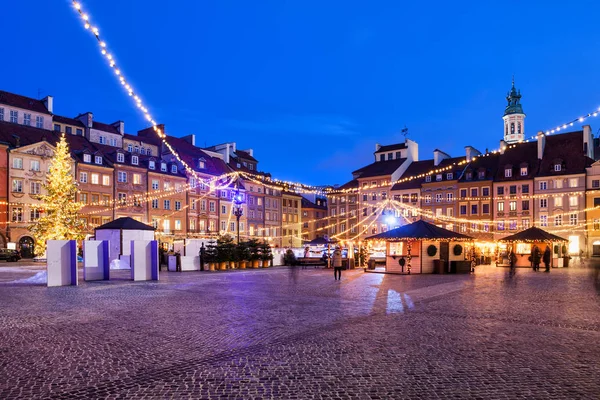 Old Town Market Square in Warsaw at Night — Stock Photo, Image