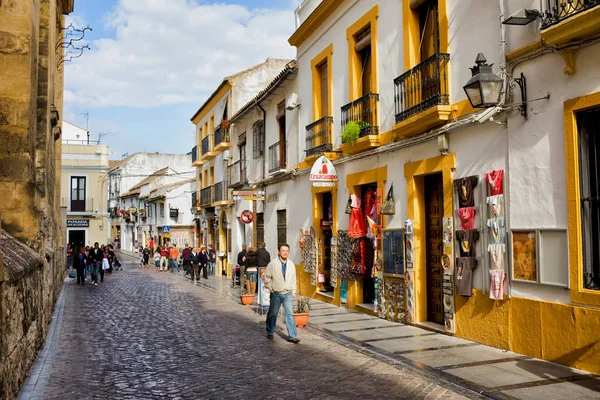 Cardenal gonzales straße in der altstadt von cordoba — Stockfoto