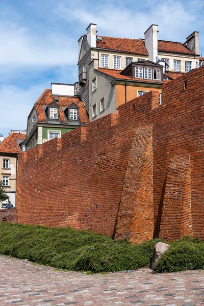 Ommuurde oude stad van Warschau in Polen — Stockfoto
