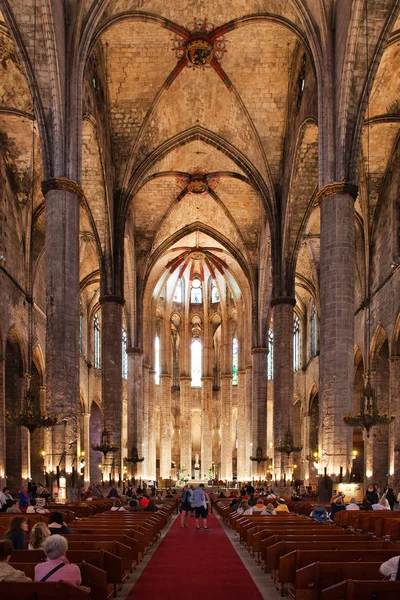 Βασιλική της Σάντα Μαρία ντελ Μαρ στο εσωτερικό της Βαρκελώνης — Φωτογραφία Αρχείου