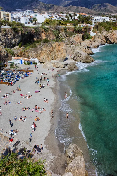 Playa de Calahonda en la ciudad de Nerja en España —  Fotos de Stock