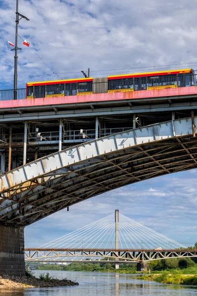 Pontes em Varsóvia Infraestrutura urbana — Fotografia de Stock