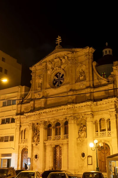 Kostel Ježíše Nazaretského v noci na Maltě — Stock fotografie