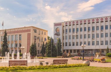 Borispol (Boryspil), Ukrayna-12 Ağustos, 2018: Merkezi yönetim alanı pınarlarına sonbaharda Borispol (Boryspil), Kiev region, Ukrayna