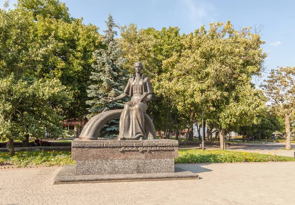 Ковел Украина Июля 2018 Года Памятник Леси Украинке Возле Площади — стоковое фото