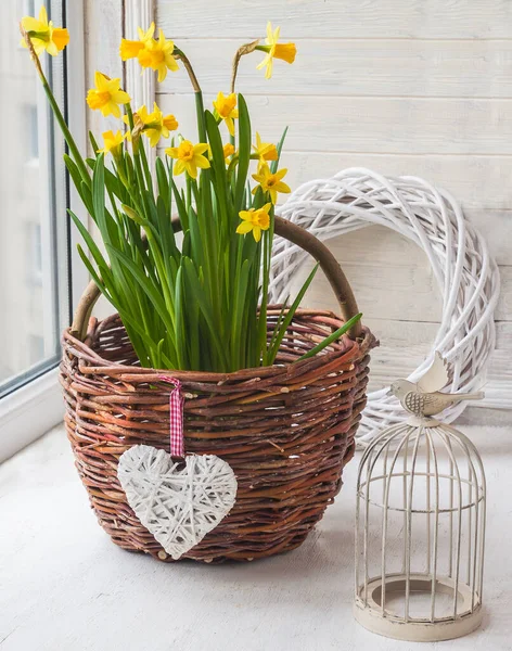 Daffodils Rural Basket Decorative Heart Window — Stock Photo, Image