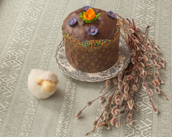 Kulich Traditionnel Avec Glaçage Chocolat Brindilles Saule Agneau Dimanche Des — Photo