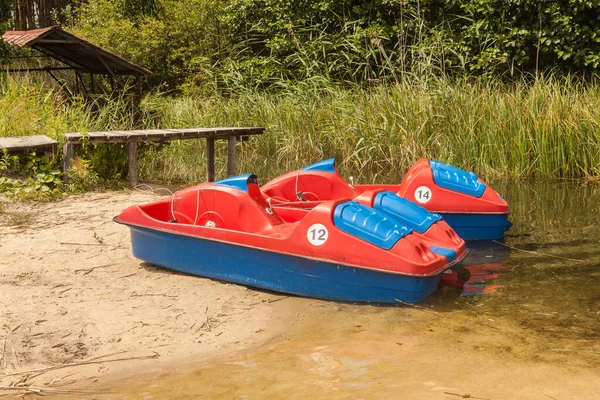 Attached Catamarans Shore Lake Svitiaz Sunny Day — Stock Photo, Image