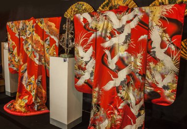 KYIV, UKRAINE - 8 DEC 2019: 1 Kasım - 8 Aralık 2019 Gizemli Japonya festivali Kiev, Ukrayna 'daki Samskara Sanat Merkezi' nde. Kimono Şov