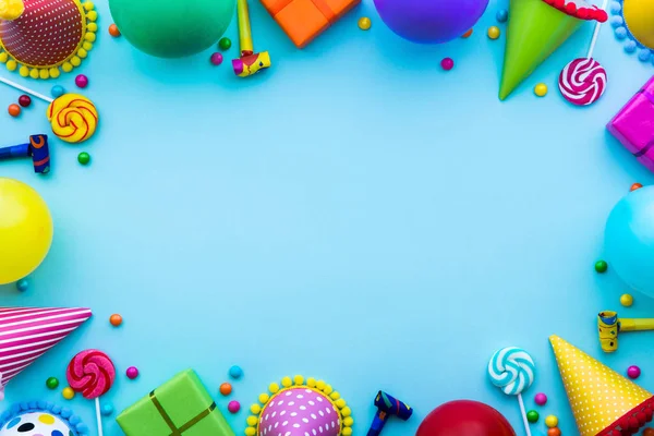 Geburtstagsparty Hintergrund Mit Party Hüten Und Süßigkeiten — Stockfoto