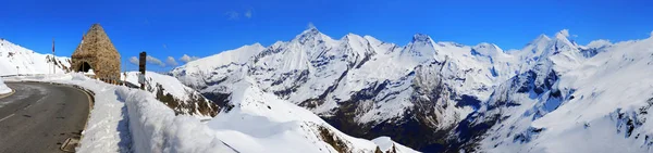 Panorama pohoří Alp — Stock fotografie