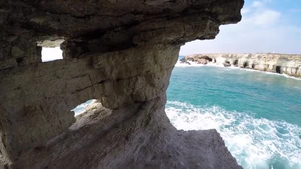 Natursköna Panoramautsikt Havet Grottor Cavo Greco Cape Ayia Napa Famagusta — Stockvideo