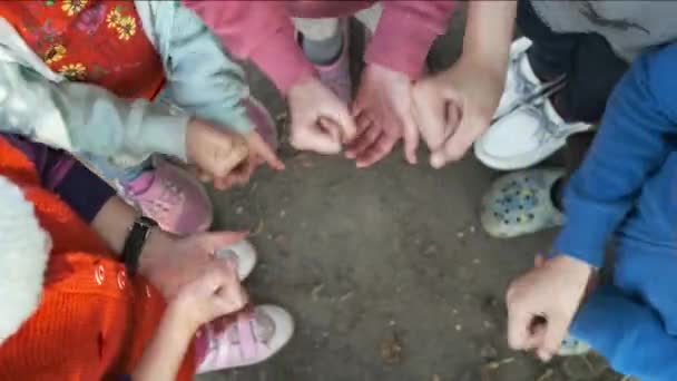 Group Children Playing Rock Paper Scissors Game Cute Kids Summer — Stock Video