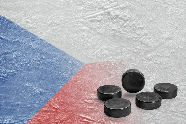 Imagen Bandera Checa Sobre Hielo Discos Hockey Concepto Hockey Fondo —  Fotos de Stock