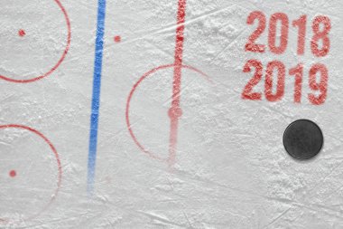 Buz hokeyi arena biçimlendirme ve puck ile. Hokey, sezon, kavram