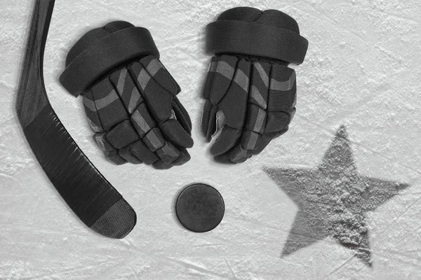 Palo Hockey Guantes Lavadora Arena Hielo Concepto Hockey Temporada Fondo — Foto de Stock