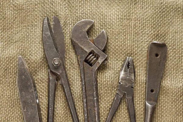 Um conjunto de ferramentas antigas de perto — Fotografia de Stock