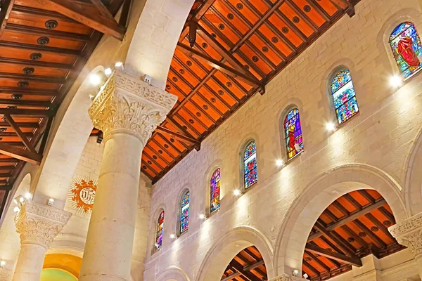 Назарет Израиль Сентября 2017 Интерьер Церкви Святого Иосифа Францисканской Католической — стоковое фото