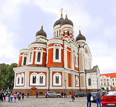 Tallinn, Estonya - 30 Ağustos 2018: Alexander Nevsky katedralde Tallinn Old Town, Estonya. Bu bir tasarıma 1894 ve 1900 arasında tipik bir Rus Revival tarzda Mikhail Preobrazhensky tarafından inşa edilmiştir
