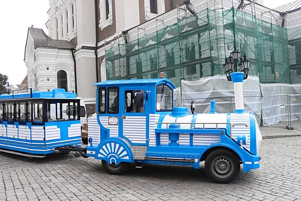 Tallinn Estonya Ağustos 2018 Mavi Şehir Treni Turistik Gezi Aracı — Stok fotoğraf