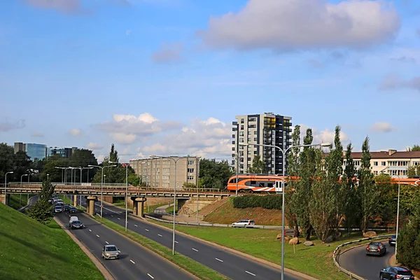 Tallinn Estônia Agosto 2018 Vista Trem Regional Cor Laranja Pela — Fotografia de Stock