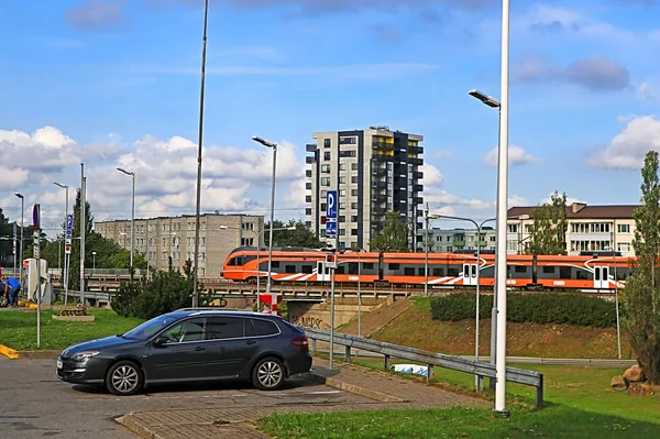 Tallinn Estonia August 2018 View Orange Colored Regional Train Elron — Stock Photo, Image