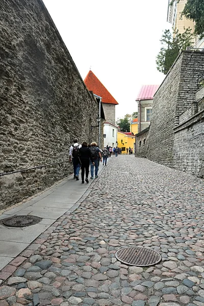 Tallinn Estônia Agosto 2018 Pikk Jalg Street Long Leg Cidade — Fotografia de Stock