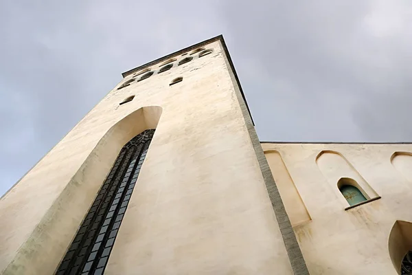 爱沙尼亚塔林的圣奥拉夫教堂 — 图库照片