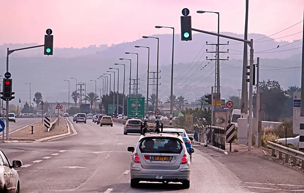 İsrail - 21 Eylül 2017: Sabah İsrail yol görünümünü