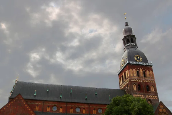 Cathédrale Riga Est Cathédrale Évangélique Luthérienne Par Temps Pluvieux Riga — Photo