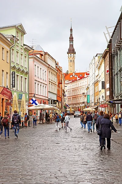 Tallinn Estonie Août 2018 Rue Viru Vue Sur Tour Mairie — Photo