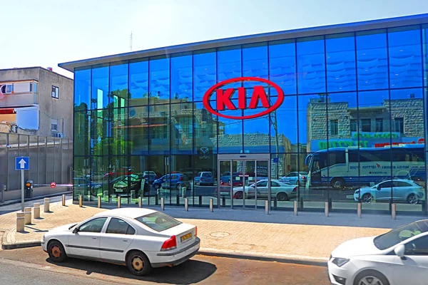 HAIFA, ISRAEL - SEPTEMBER 18,2018: KIA MOTORS salon. Kia Motor C — Stock Photo, Image