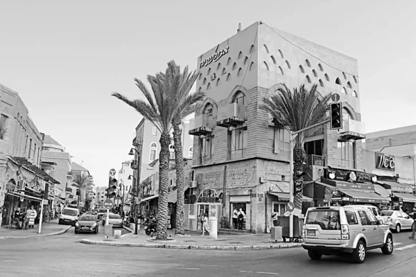 Tel Aviv, Izrael-szeptember 17, 2011: kilátás a régi utcán a régi város (Jaffa), Yafo — Stock Fotó