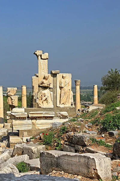 Megkönnyebbülés Ephesus. Ókori görög város a parton Ionia közelében Selcuk, Izmir tartomány, Törökország — Stock Fotó