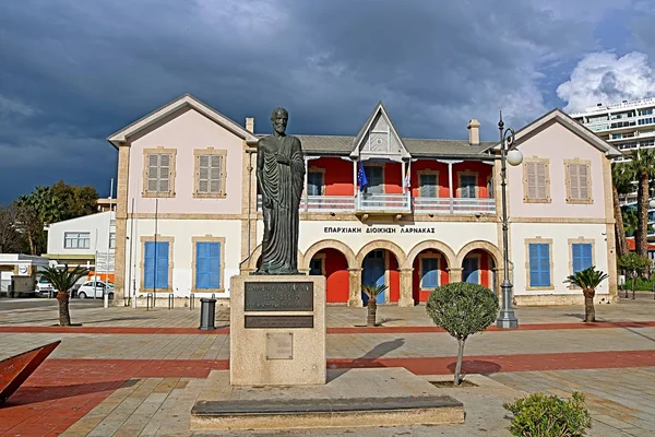 Veduta della galleria d'arte comunale su Piazza Europa — Foto Stock