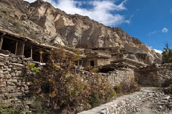 Widok na wioskę Marpha w Nepalu. Obszar Mustang — Zdjęcie stockowe